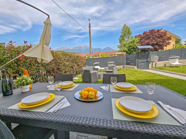 pranzo in giardino